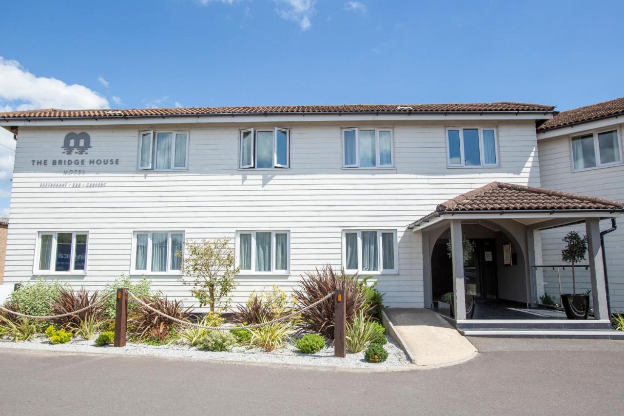 The Bridge House; BW Signature Collection Ferndown Exterior photo