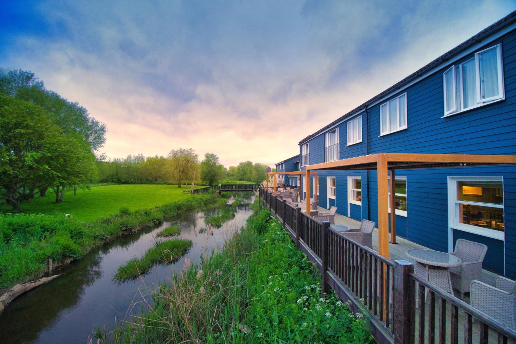 The Bridge House; BW Signature Collection Ferndown Exterior photo